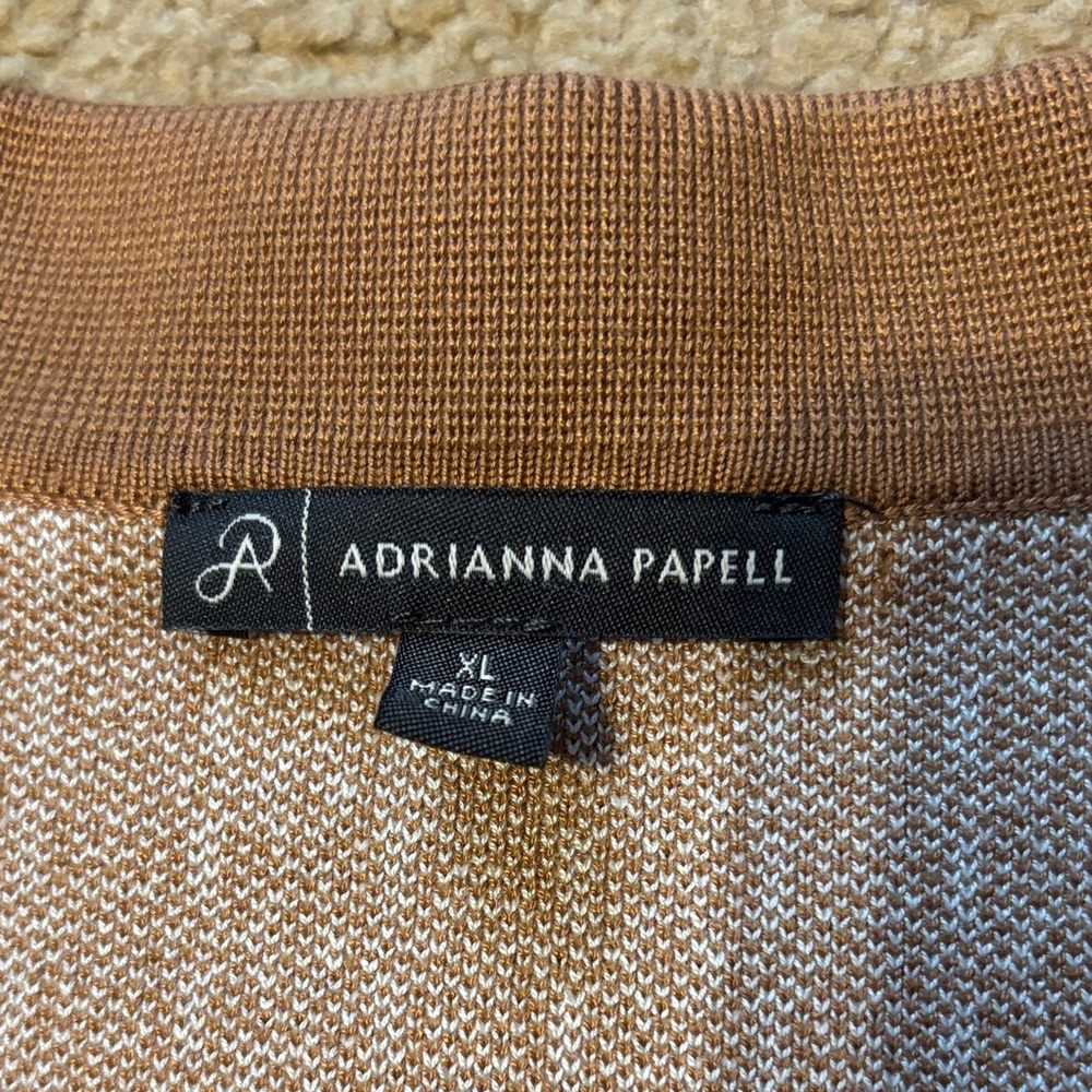 NWOT Adrianna Papell Brown & Camel Geometric Collared Top Size XL - Picture 4 of 8